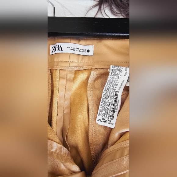 Shorts and vest faux leather - Picture 2 of 5